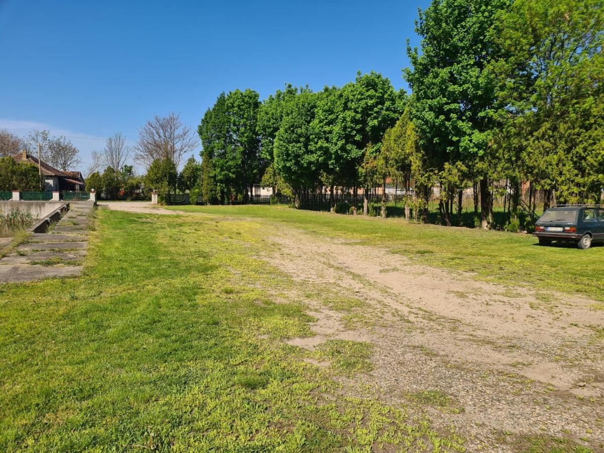 Fogado Palic Exterior photo